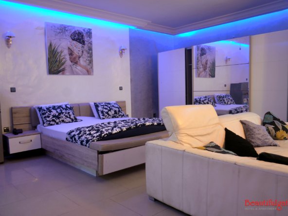 Houses for sale in Lekki Phase 1 i